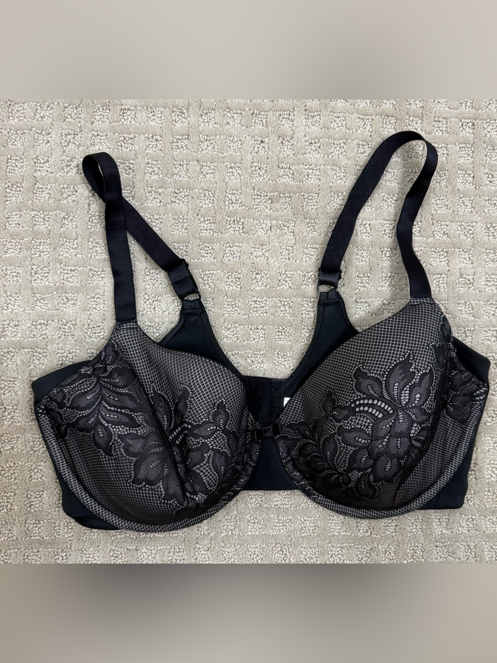 WONDERBRA | Black Lace 38DDD Bra